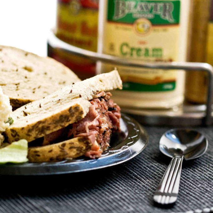 Corned beef sandwich on rye